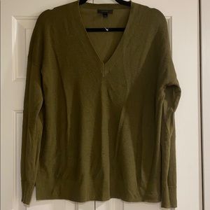NWOT JCrew olive sweater small